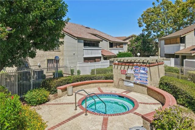 69 Town And Country Road, Phillips Ranch, CA 91766