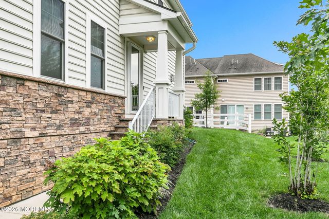 48 Eckert Drive 4103, Lincroft, NJ 07738