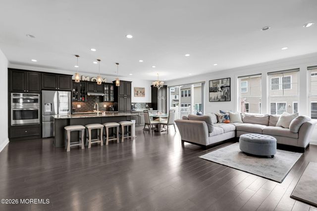 48 Eckert Drive 4103, Lincroft, NJ 07738