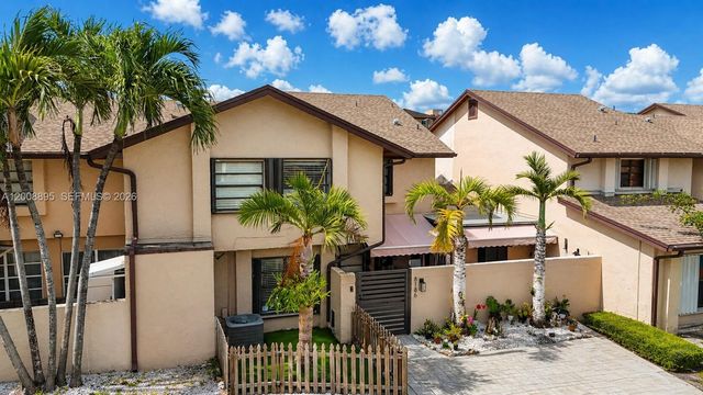 8186 NW 98th Ln 123, Hialeah Gardens, FL 33016