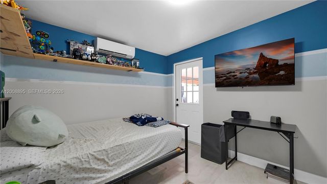 8186 NW 98th Ln 123, Hialeah Gardens, FL 33016