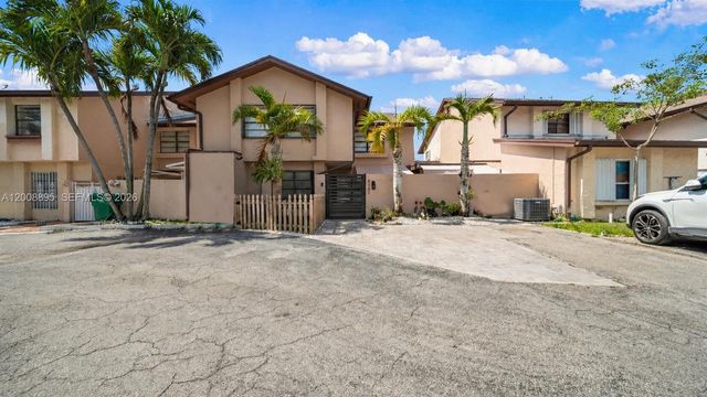 8186 NW 98th Ln 123, Hialeah Gardens, FL 33016
