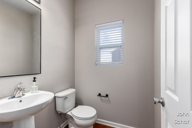 820 View Pointe Drive, Middleville, MI 49333