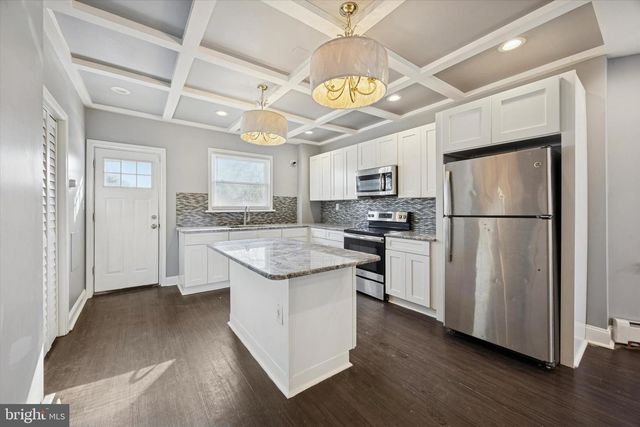 121 N FRONT ST, Darby, PA 19023