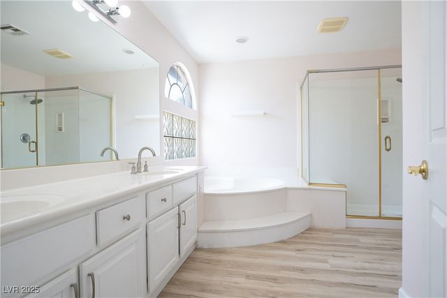 10902 Pentland Downs Street, Las Vegas, NV 89141