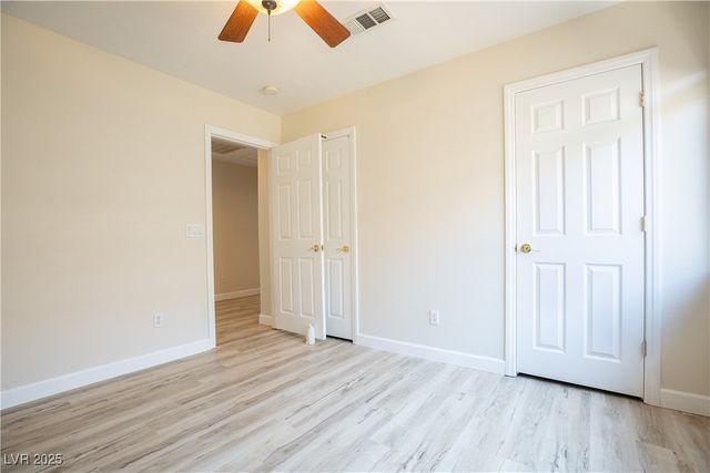 10902 Pentland Downs Street, Las Vegas, NV 89141