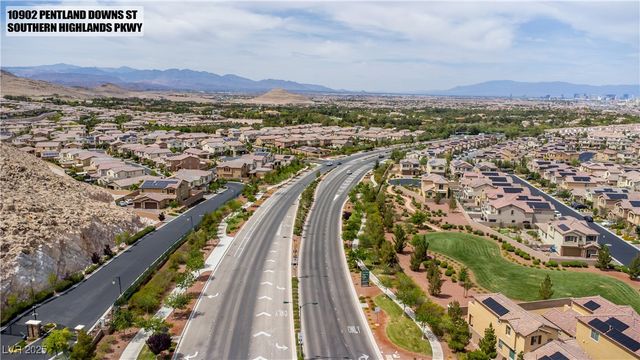 10902 Pentland Downs Street, Las Vegas, NV 89141