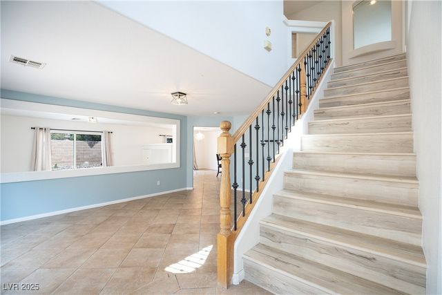 10902 Pentland Downs Street, Las Vegas, NV 89141