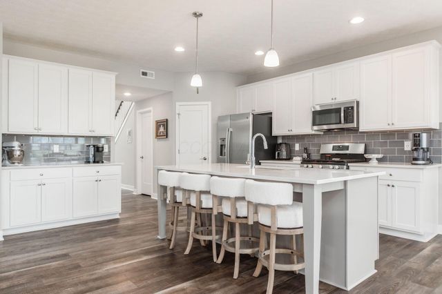 7043 Celebration Drive, Powell, OH 43065
