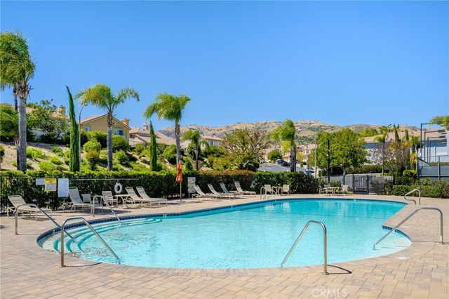 19817 Sierra Meadows Lane, Porter Ranch, CA 91326