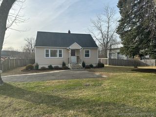 98 Wooster Street, Bethel, CT 06801