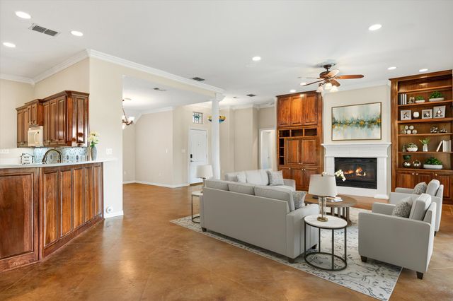 1621 Rockview Drive, Granbury, TX 76049