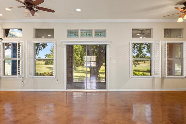 1621 Rockview Drive, Granbury, TX 76049