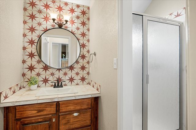 1621 Rockview Drive, Granbury, TX 76049