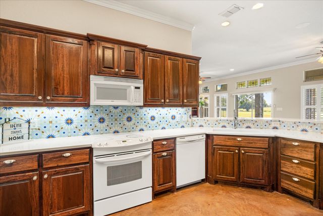 1621 Rockview Drive, Granbury, TX 76049