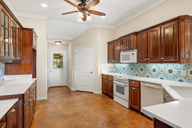 1621 Rockview Drive, Granbury, TX 76049