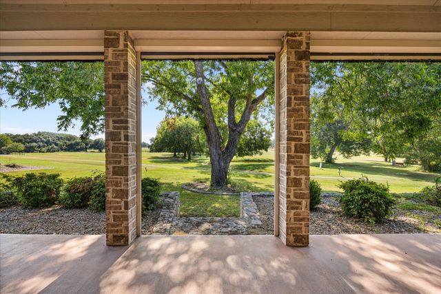 1621 Rockview Drive, Granbury, TX 76049