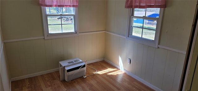 111 Airport Road, Diamond City, AR 72644