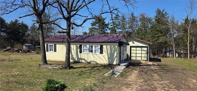 111 Airport Road, Diamond City, AR 72644