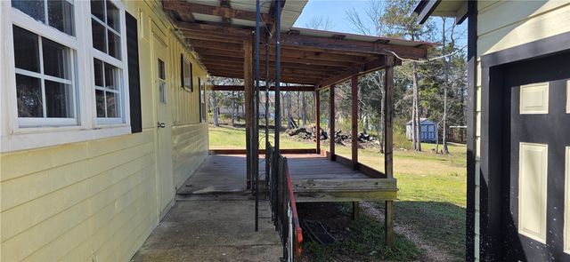 111 Airport Road, Diamond City, AR 72644