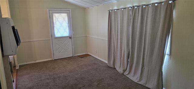 111 Airport Road, Diamond City, AR 72644