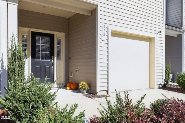 5721 Princess Curry Way, Raleigh, NC 27610