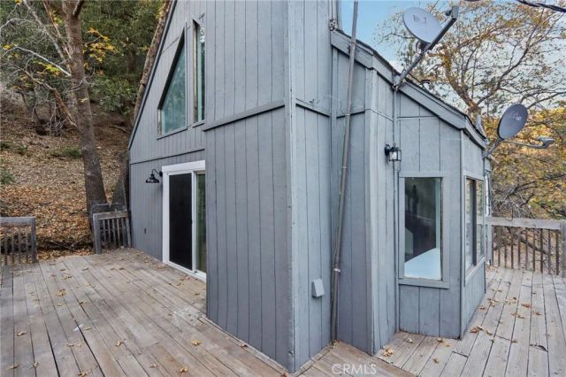 5866 Robin Oak Drive, Angelus Oaks, CA 92305