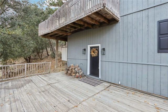 5866 Robin Oak Drive, Angelus Oaks, CA 92305