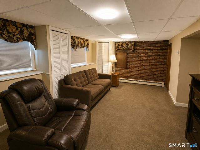 20 Silver Lane, Enfield, CT 06082