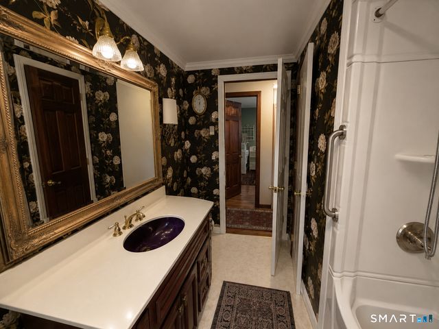 20 Silver Lane, Enfield, CT 06082