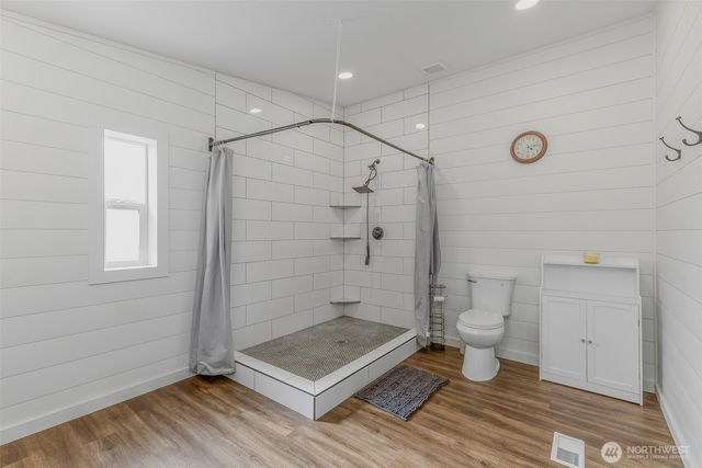 567 QUICK Road, Castle Rock, WA 98611