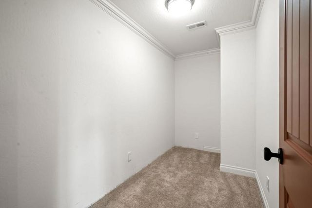 216 Bloomfield Road, Burlingame, CA 94010
