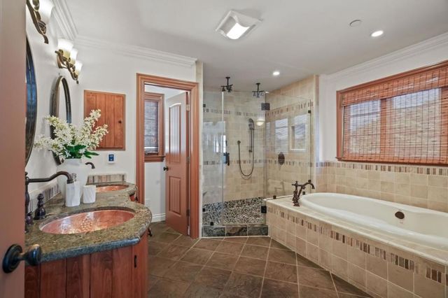 216 Bloomfield Road, Burlingame, CA 94010