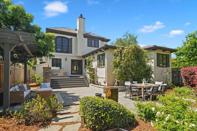 216 Bloomfield Road, Burlingame, CA 94010