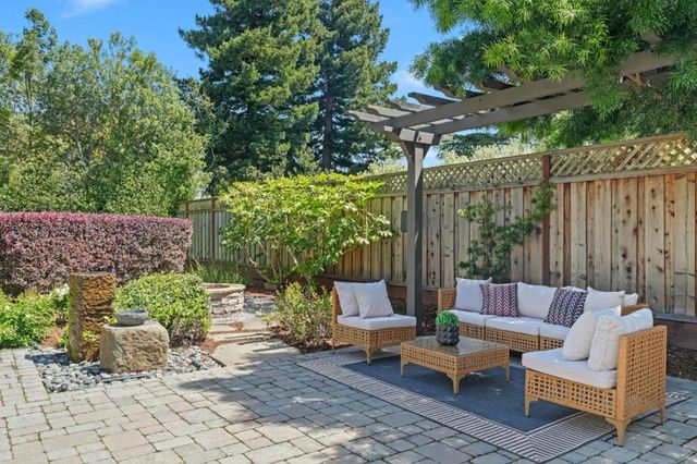 216 Bloomfield Road, Burlingame, CA 94010
