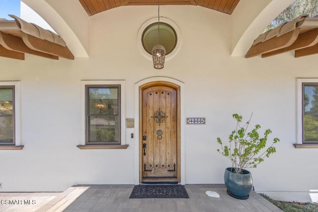 Image 1 of property listing at 4255 Saddlecrest Lane, Westlake Village, CA 91361