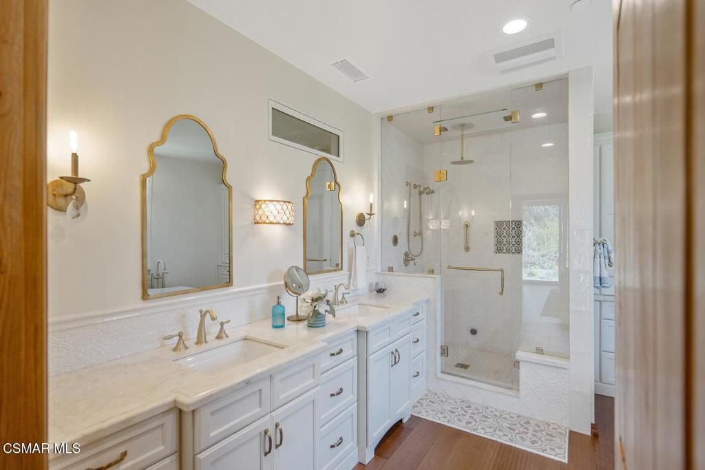 Image 10 of property listing at 4255 Saddlecrest Lane, Westlake Village, CA 91361
