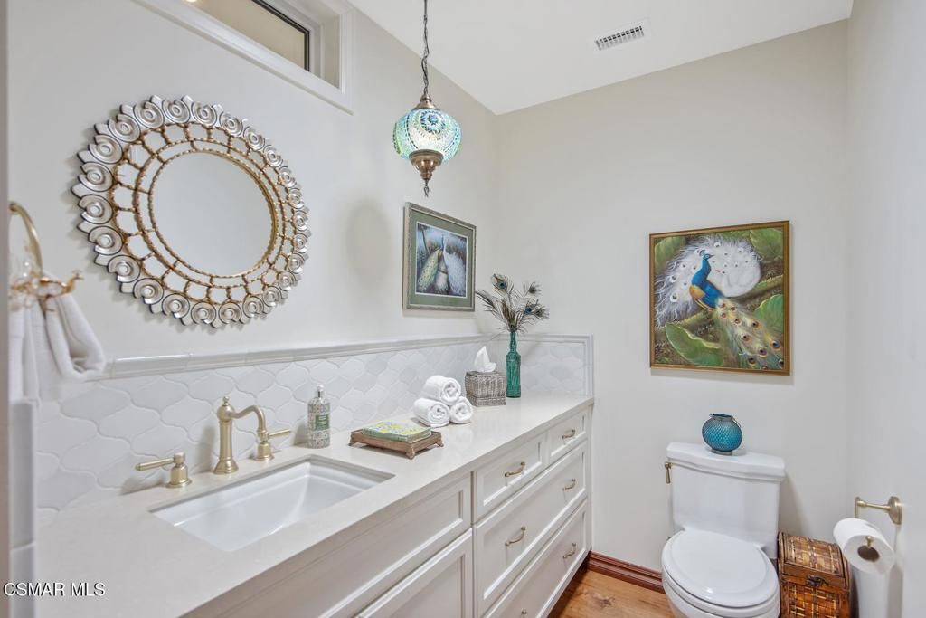 Image 13 of property listing at 4255 Saddlecrest Lane, Westlake Village, CA 91361