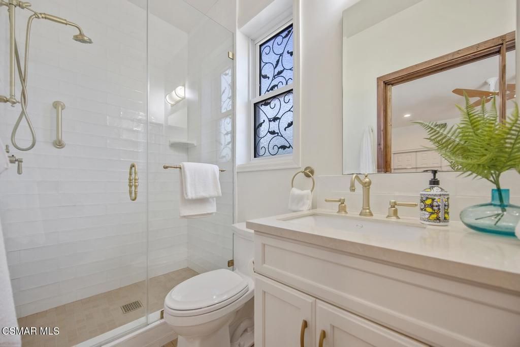 Image 18 of property listing at 4255 Saddlecrest Lane, Westlake Village, CA 91361