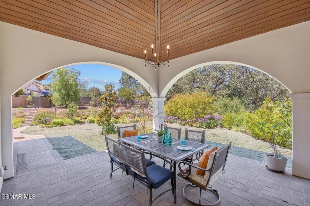 Image 20 of property listing at 4255 Saddlecrest Lane, Westlake Village, CA 91361