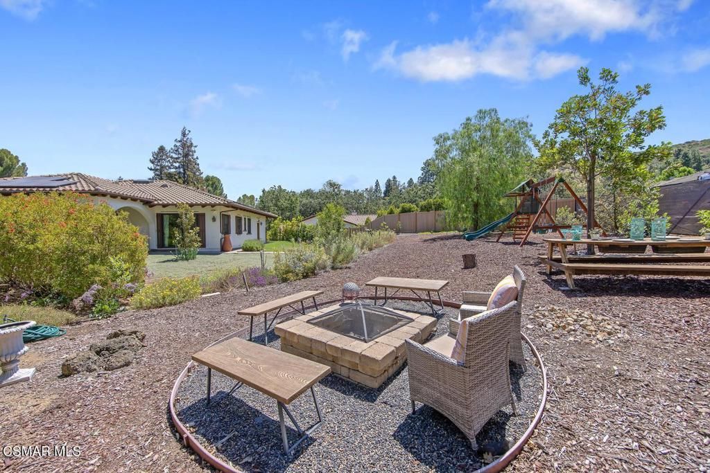 Image 25 of property listing at 4255 Saddlecrest Lane, Westlake Village, CA 91361