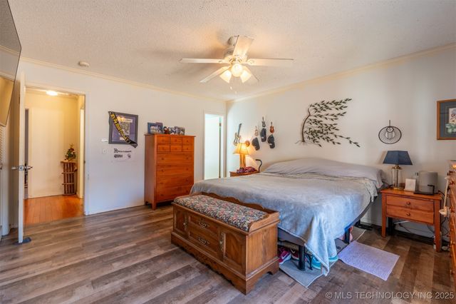 6915 S 77th East Avenue E, Tulsa, OK 74133