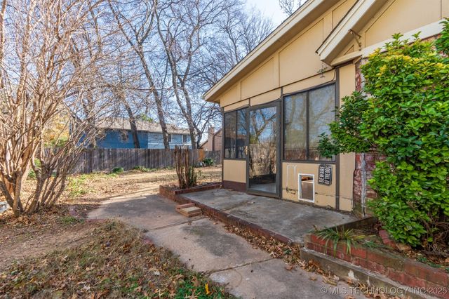 6915 S 77th East Avenue E, Tulsa, OK 74133