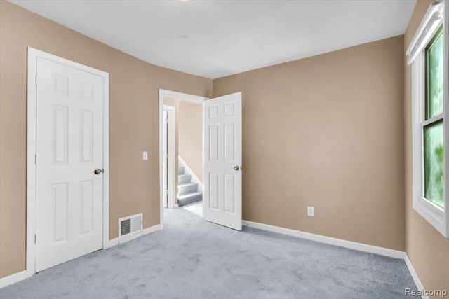 9160 Winthrop Street, Detroit, MI 48228