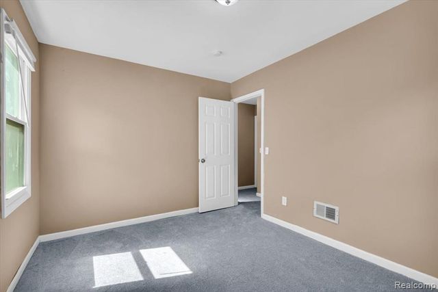 9160 Winthrop Street, Detroit, MI 48228