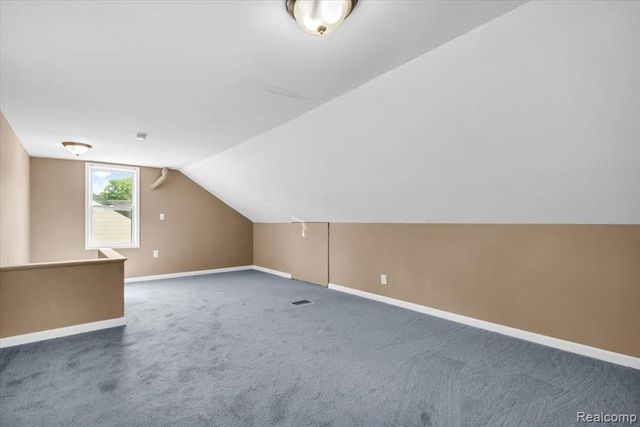 9160 Winthrop Street, Detroit, MI 48228