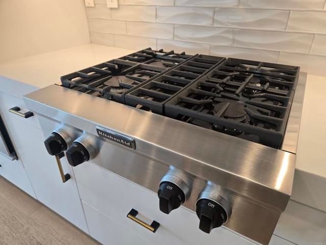 8337 Distinctive Drive, San Diego, CA 92108