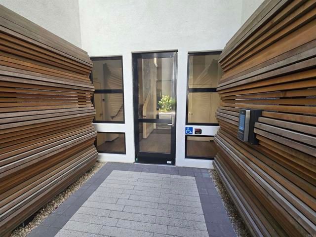 8337 Distinctive Drive, San Diego, CA 92108