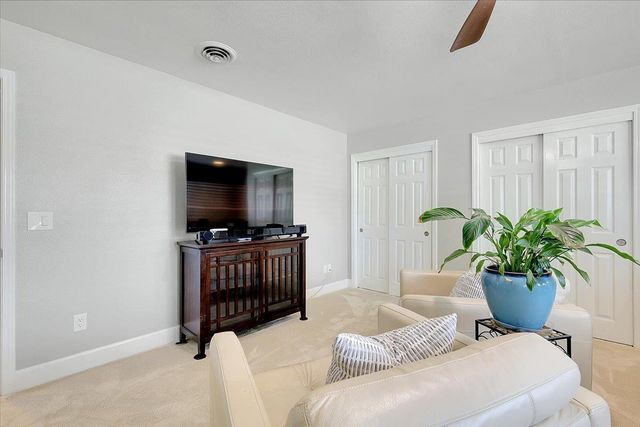 2690 Red Bud Ln, Yuba City, CA 95993