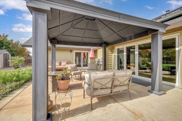 2690 Red Bud Ln, Yuba City, CA 95993